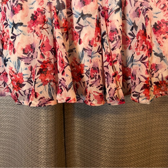 Francesca’s Floral Summer Dress - Picture 5 of 7